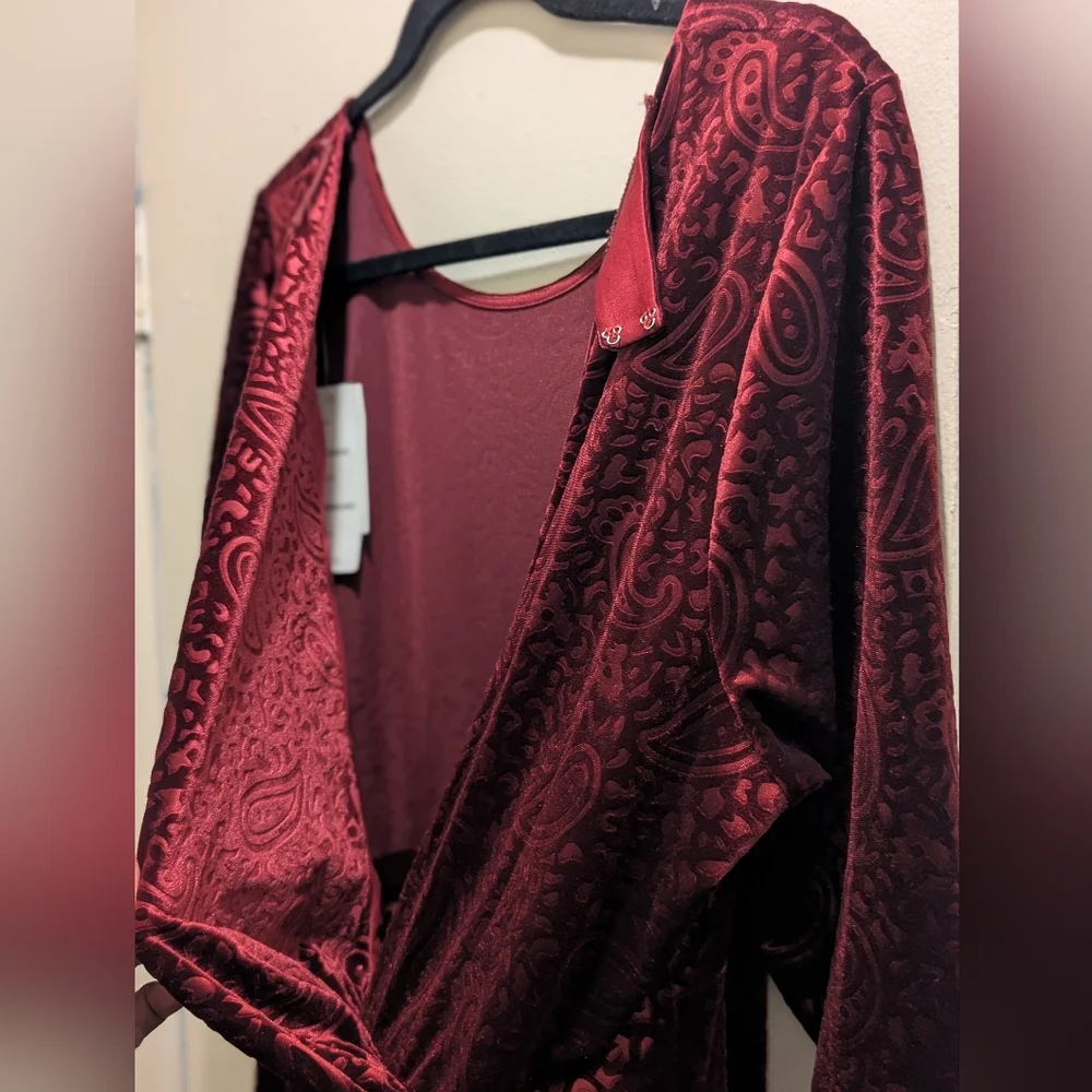 Spenser Jeremy Mulberry Velvet Paisley Back Cut-Out 3/4 Sleeves Midi Dress- 1X